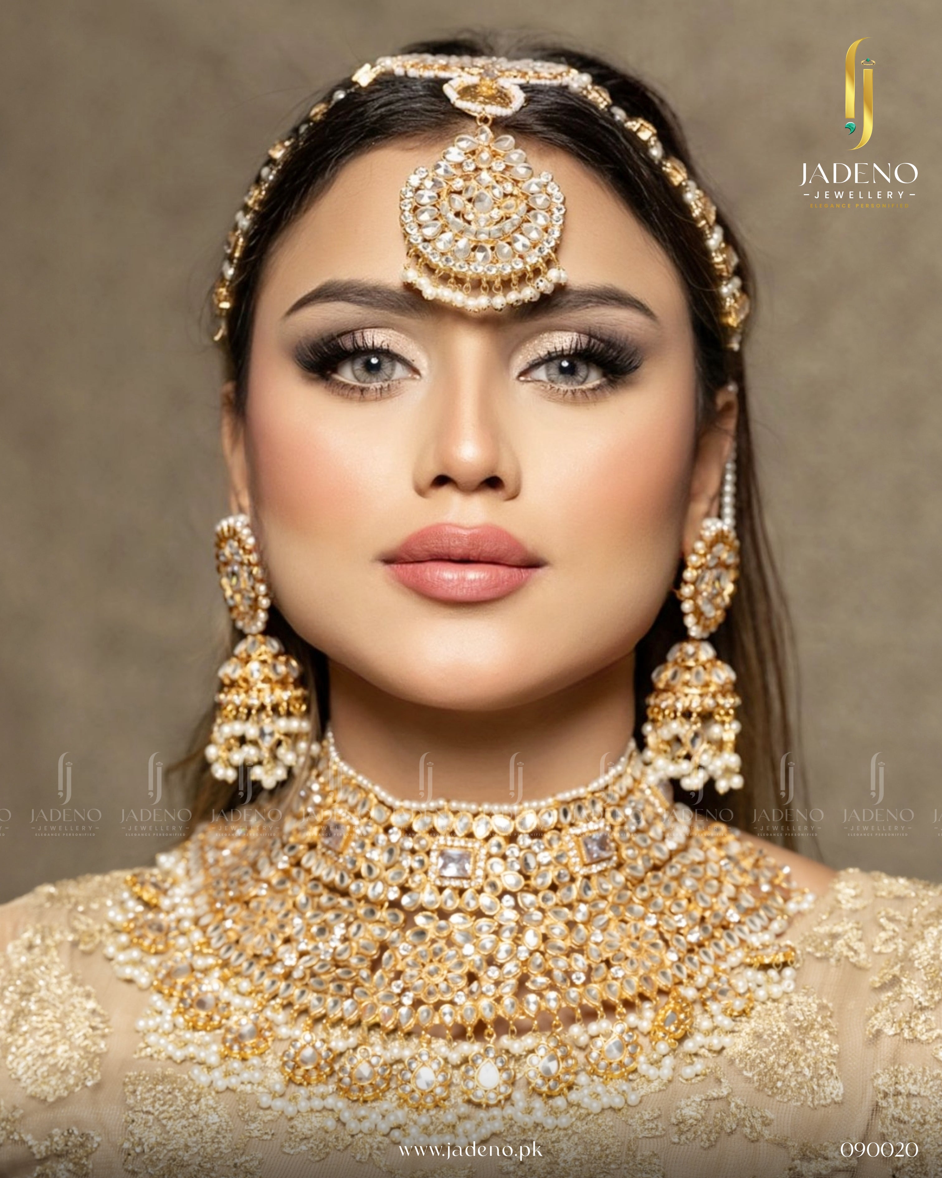 Exclusive Alia Bhatt Bridal Set with Matha Patti